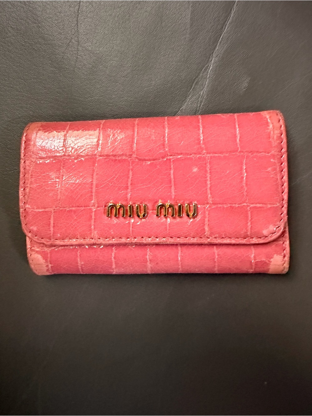Miu Miu Light Pink Leather Croc-Embossed Key & Card Holder - Picture 2 of 8
